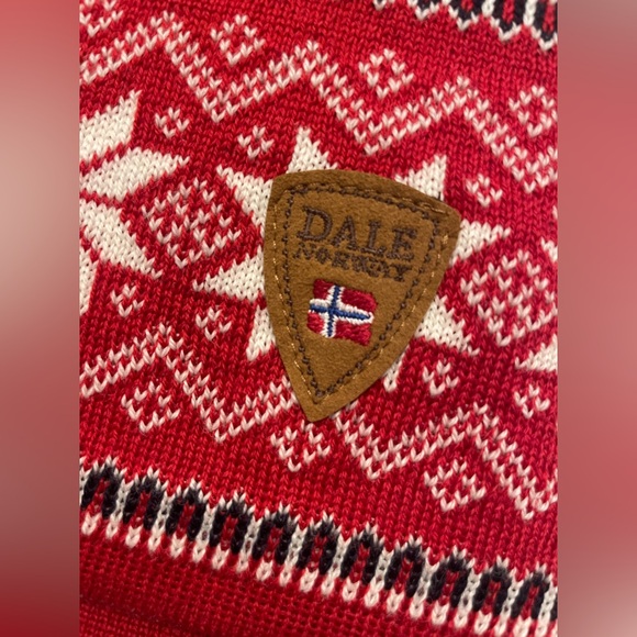 Dale of Norway Scarf 100% Natural Wool Garmisch Red White NWT $85 - Picture 2 of 5